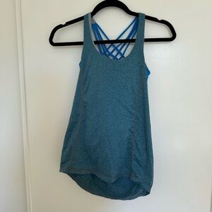 Blue and grey stripped lululemon top